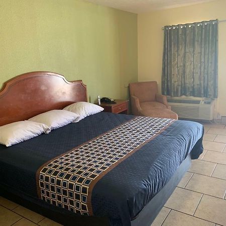 Texas Inn Beaumont Luaran gambar